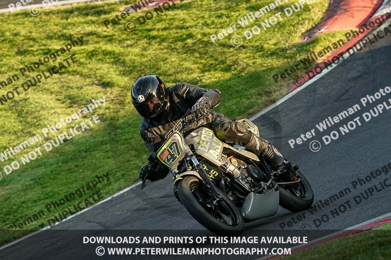 cadwell no limits trackday;cadwell park;cadwell park photographs;cadwell trackday photographs;enduro digital images;event digital images;eventdigitalimages;no limits trackdays;peter wileman photography;racing digital images;trackday digital images;trackday photos